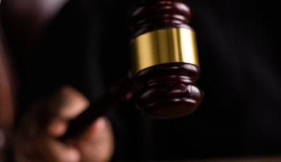 湖南檢察機關依法對李春生涉嫌受賄一案提起公訴