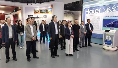 青島組織民營企業(yè)家參觀廉潔教育館 為企業(yè)發(fā)展注入“廉”動力