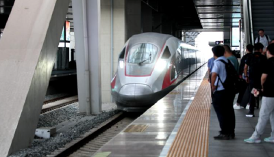 國(guó)鐵濟(jì)南局10月11日起實(shí)行新列車(chē)運(yùn)行圖，涉青島的多次列車(chē)有調(diào)整
