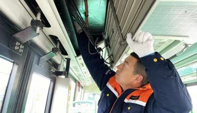 12月1日起开启空调  青岛温馨巴士公交车全面“洗肺”
