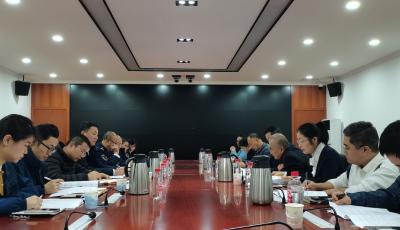 嚴陣以待迎戰(zhàn)寒潮 青島公共交通多措并舉應對雨雪天氣 