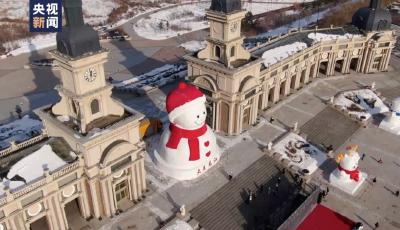 18米高！全網(wǎng)期待的大雪人回歸，還帶了“小伙伴”