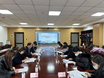 到2025年，青岛将重点培育形成8家营收超10亿元头部企业
