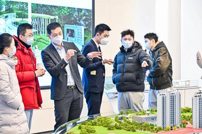 以泪告别 以笑相迎 2024年刚改领衔楼市三大趋势