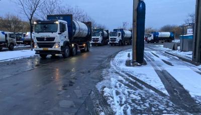 大雪之下，他們守護城市的“清潔”