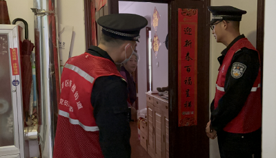 日照出入境邊防檢查站開展學(xué)雷鋒志愿服務(wù)活動(dòng)