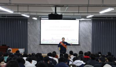 勞模進(jìn)校園 雷鋒精神融入青島理工大學(xué)師生血脈