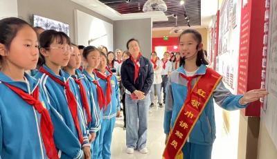 青島市青少年“紅色大講堂”活動(dòng)在膠州舉行