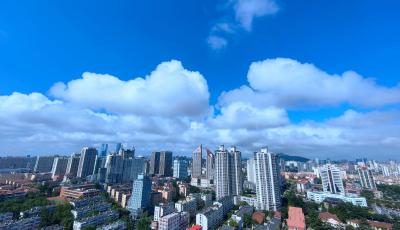 云朵霸屏！今天的青島抬頭既美景