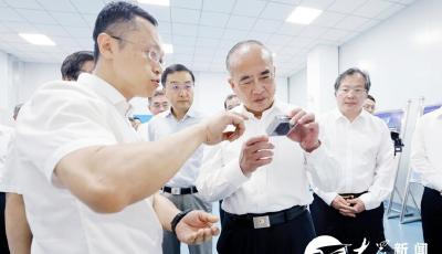 林武在濟南調研時強調 堅持創(chuàng)新引領 加快能源轉型 更好推動綠色低碳高質量發(fā)展