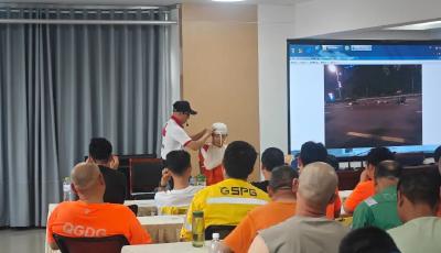 普通游客為何一票難求？“黃牛”背后已形成“倒票一條龍”