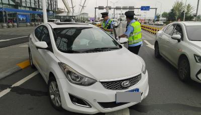查處違法違規(guī)行為390余起 青島市通報7月出租汽車集中整治典型案件