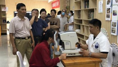 一項議案，推動青島適老化服務提檔升級！