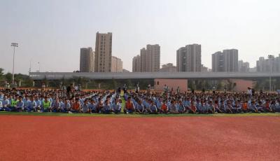 青島市“青春如火 國(guó)防有我”國(guó)防教育進(jìn)校園活動(dòng)啟動(dòng)