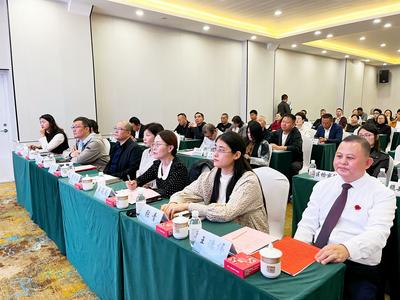 青岛市北区工商联为商会成员搭建沟通平台