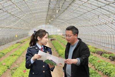 即墨税务：“乡”约税宣四月天 春风化雨绘丰年