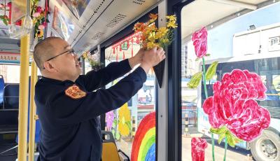 乘“移动花海”去踏青！青岛公交228路“赏春专车”发车 