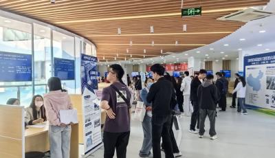 提供近500個崗位，2025“產培融合·一鏈一招”青島市外貿及跨境電商人才春季雙選會成功舉辦