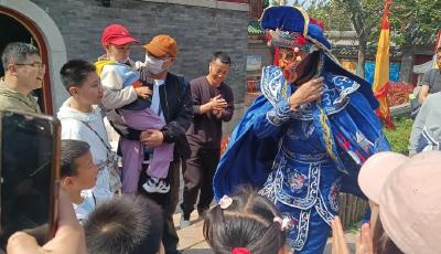 青島天后宮“五一”民俗文化大放異彩