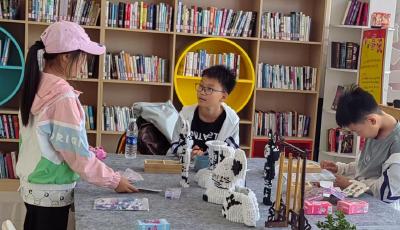 青島城市書房嶗山大河東游客服務中心分館“五一”活動精彩紛呈