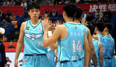 “青島制造”楊瀚森！1.53億“出口”背后的體育產業升級戰