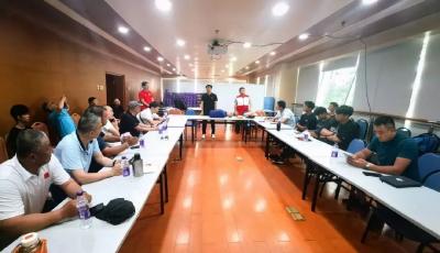 青島市舉辦2025年帆船教練員裁判員救生培訓班