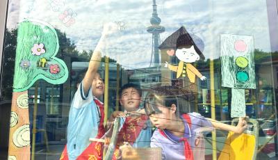 畫筆繪安全 青島公交開展別樣“安全生產月”教育活動