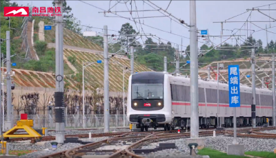 小機箱蘊含大智慧 中車四方所研發(fā)控制系統(tǒng)保障列車安全高效運行