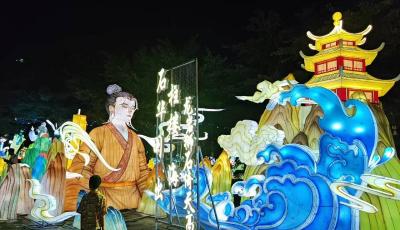 “燈會(huì)+”拉動(dòng)周邊消費(fèi)近千萬(wàn)元  20萬(wàn)人打卡“青島之夏”      