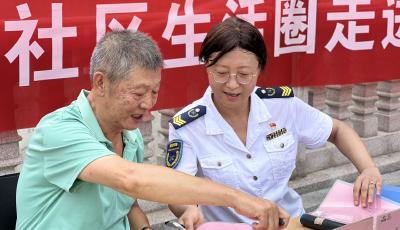 攜手多方共筑溫暖社區(qū)！青島市北巴士開展“愛心相伴·幸福啟航”公益行動