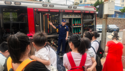 市北消防大隊開展“隊站開放日”活動