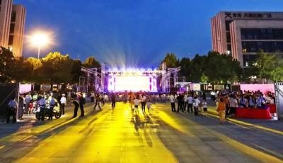 胶州市公安局举行大型警务展演活动