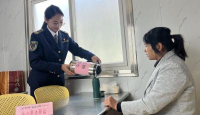 氣溫“跳水” 青島溫馨巴士服務(wù)“暖升級(jí)”