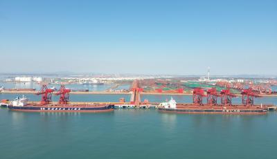 海事服务保障青岛港第二座40万吨矿石码头投产