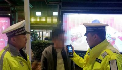 黃島公安持續(xù)開展道路交通安全隱患百日集中整治