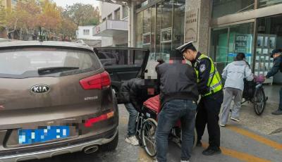 5分鐘疾馳開道！青島李滄交警為腦中風(fēng)老人開辟綠色通道