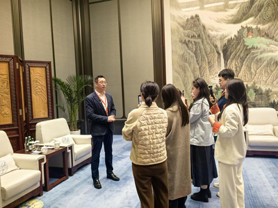 企业让城市更美好|鸿裕吉轨道交通秦思刚：以人心筑基，向世界出海 