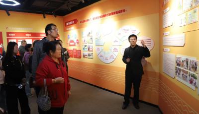 聚焦物业服务与城市空间微更新 青岛举行2025年“走进市办实事”活动