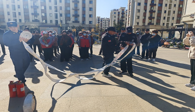 黃島消防大隊(duì)深入社區(qū)開展消防宣傳培訓(xùn)