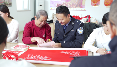 “非遗＋反诈”，李沧公安把反诈知识刻进剪纸里