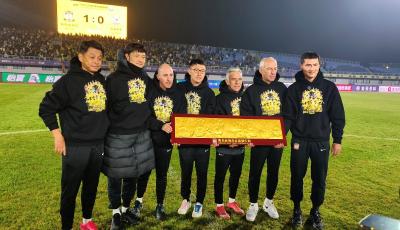 青島西海岸足球俱樂部的2025：不止于黑馬 更向往未來