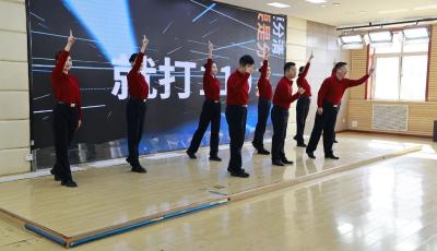 山东省公安厅“交通安全暨反诈防诈宣讲”基层行走进青岛