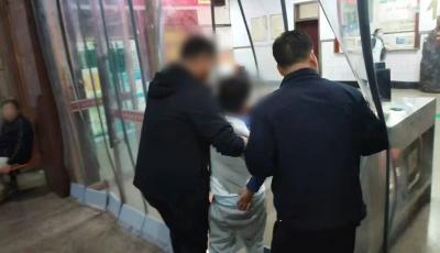 青島城陽兒童意外斷指，警車開道10分鐘緊急護(hù)送就醫(yī)