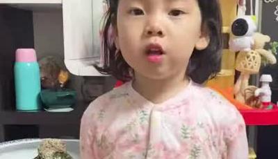 海尔宠粉速度再刷新，青岛3岁小嫚喊话周伯伯想要海尔兄弟胸针。小编：安排！网友：实名羡慕 我也可以3岁！