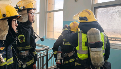 黄岛消防大队走进医院开展消防实战演练