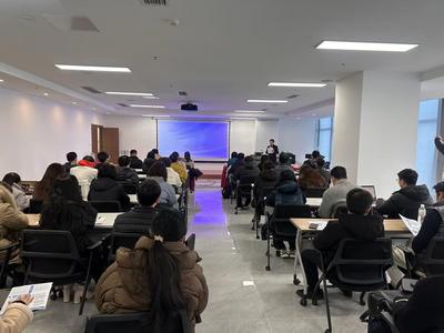 青岛市城阳区解决企业难点诉求 举办专利预审备案专题培训会