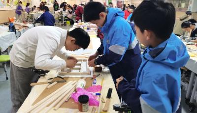 國潮融入科技  2025年青島市青少年未來工程師博覽活動收官