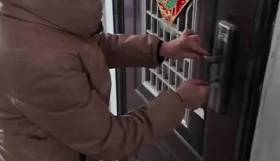 青岛故事｜一把钥匙 十分信任 她把陌生走成了亲情 把信任走成了责任