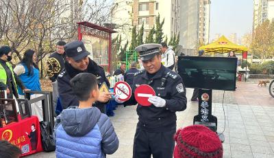 “全國交通安全日”之際，青島李滄交管多樣宣傳護(hù)平安