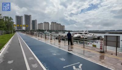 一纸丹心绘军旅，一屏荣光映初心